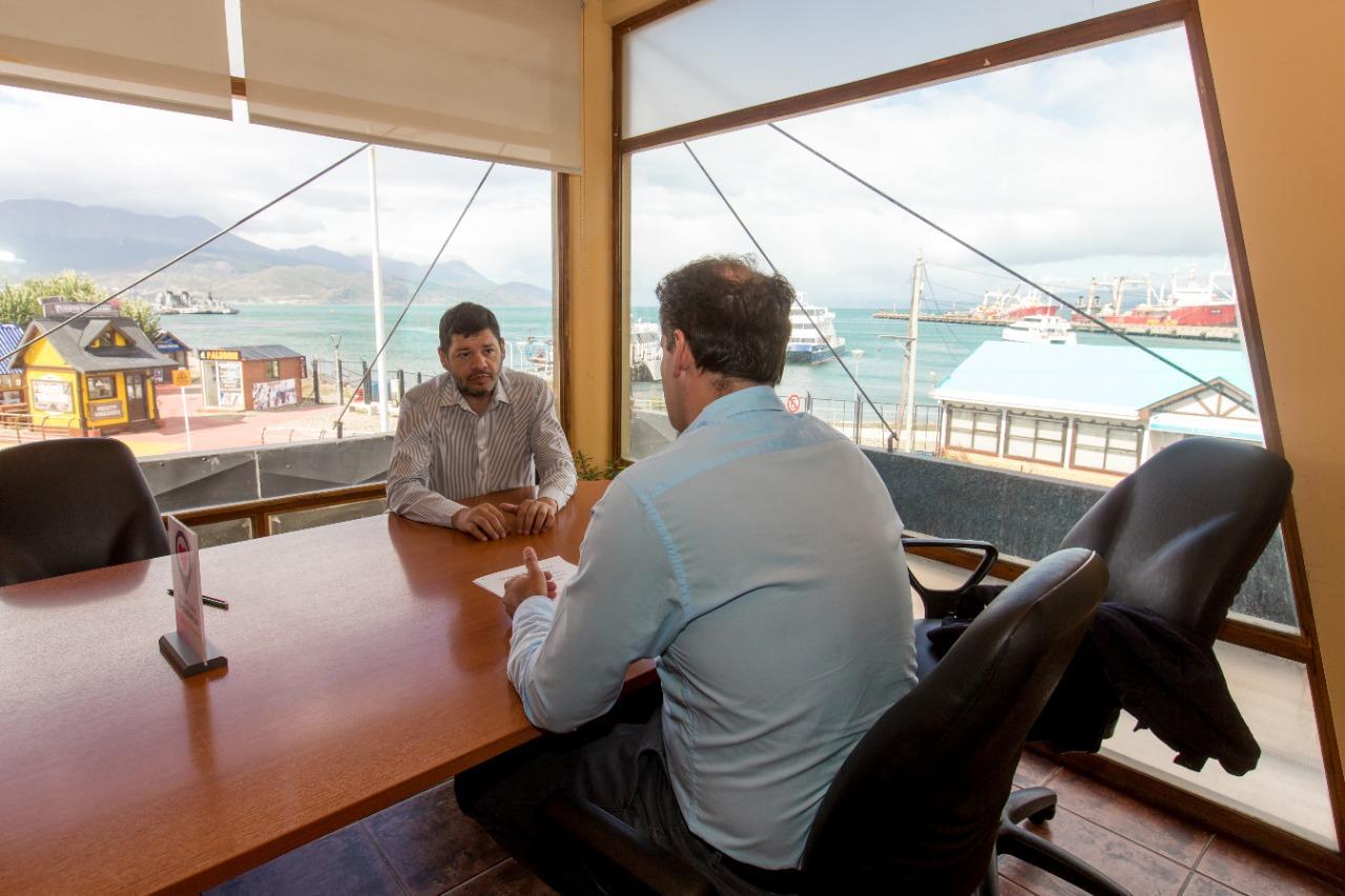 60205b801b4ef28d19c1f9e0