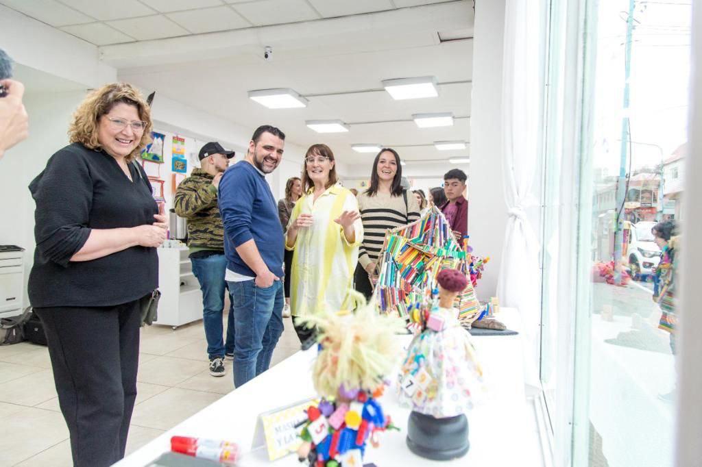 3FFFEC33-F446-437A-95AA-D95072B51B84