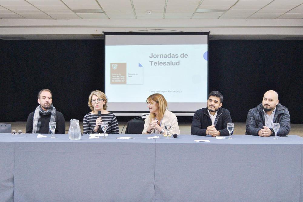 5B95F226-FC61-4142-8D30-F21405BB24A1