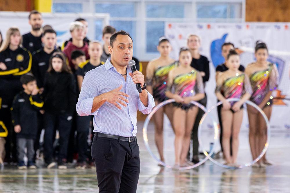 0e7af62b-52a2-4e78-8f61-f1921a786749