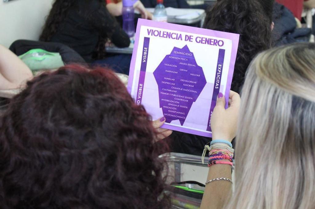 A3F32432-47D4-4E6E-BD0E-287AE9D9A29E