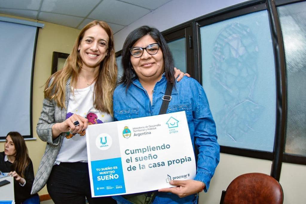 CB0B9119-6A81-4DD4-9475-B30657798EBE