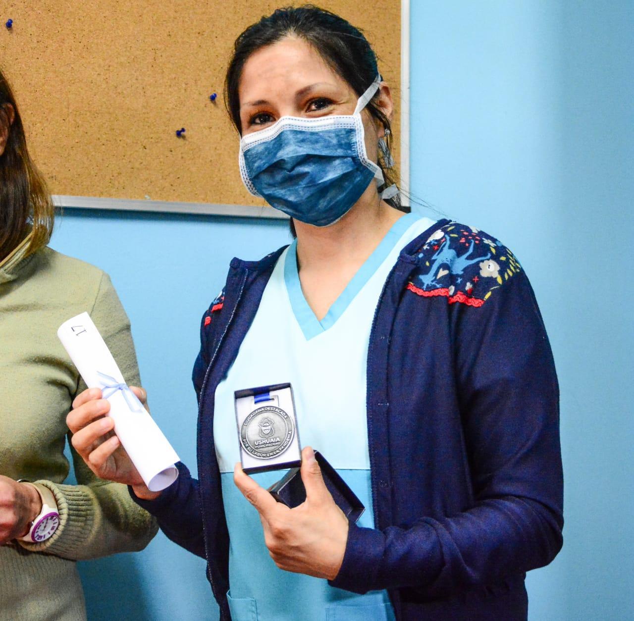 5fd8f6b0f03735af6670ee02