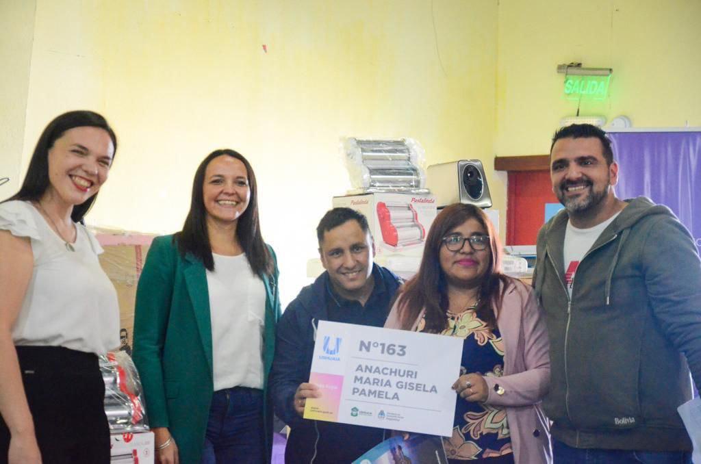 DB8C6825-673E-4F2C-BE55-7D72EEFC46B3