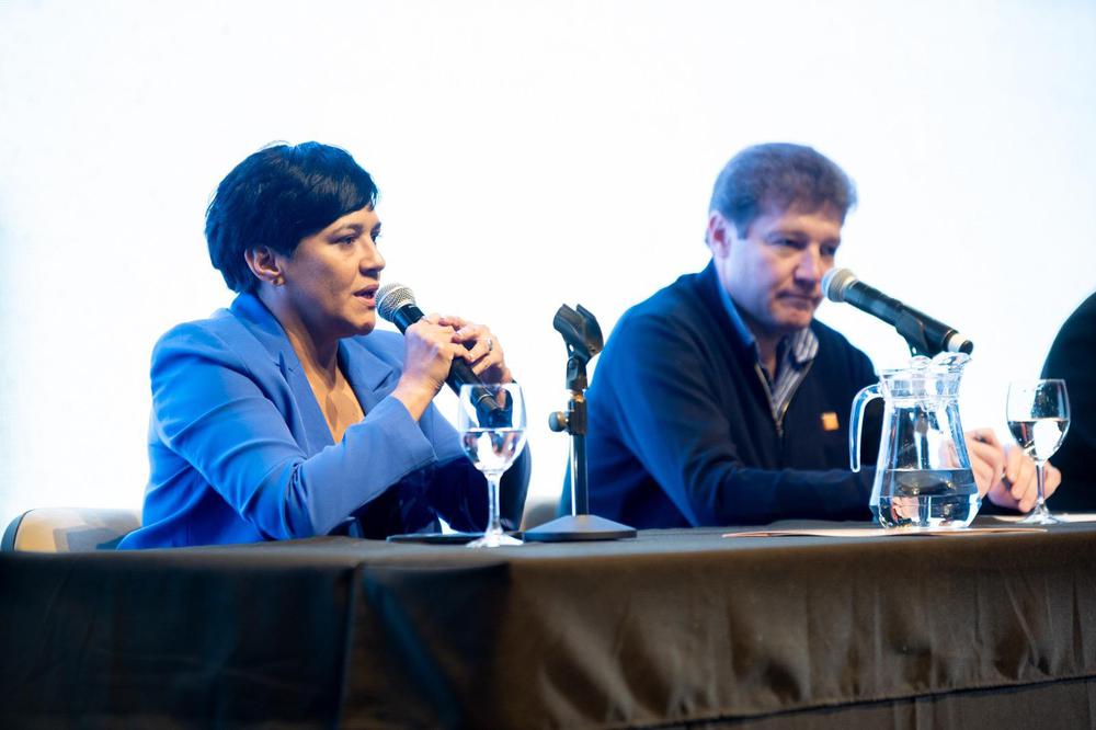 a06f73b1-b70e-452d-afbe-99a043774d84