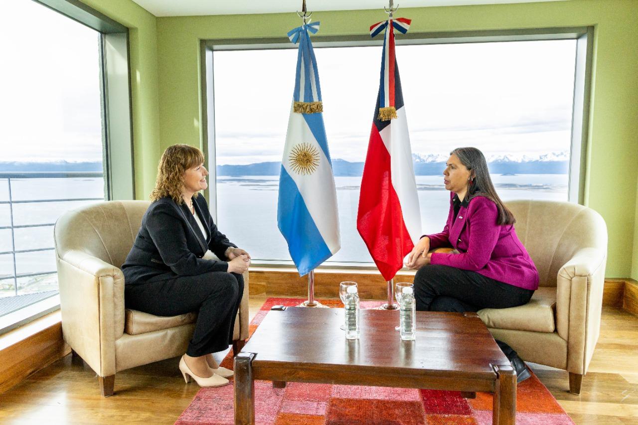 66FE3A4A-A3C9-418B-A99F-86D80B8189CA