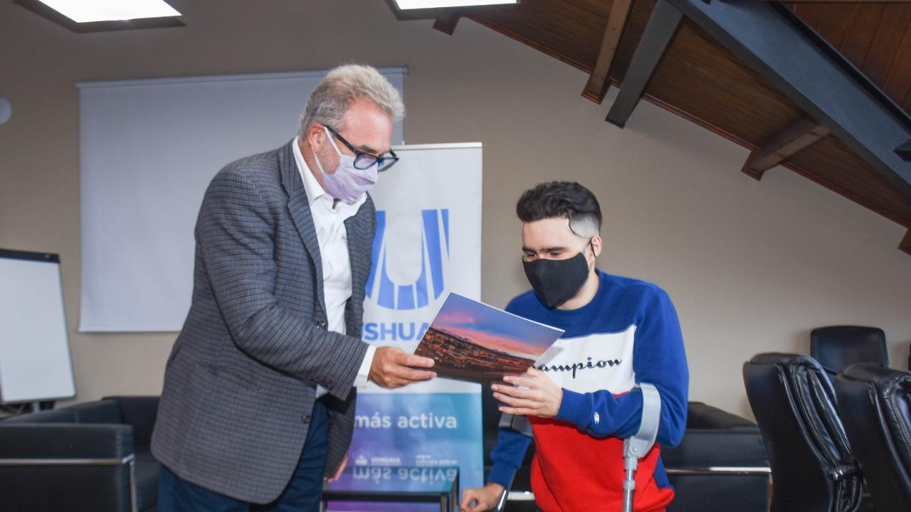 605120751bc9b380404b524f