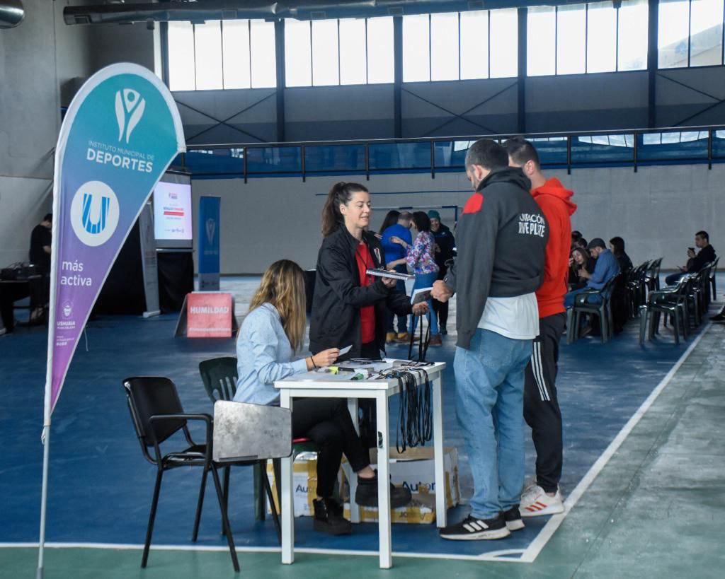 53D5CF5E-4624-4AAA-BF2A-E885C4776DDC