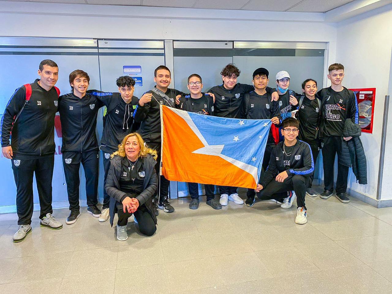 18209E93-F733-4E7B-BD82-29D6F42E011F