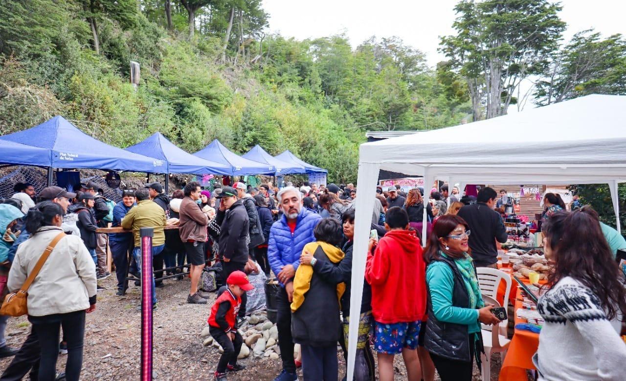 bb464c62-09c4-42a9-be74-05e3eb79735b