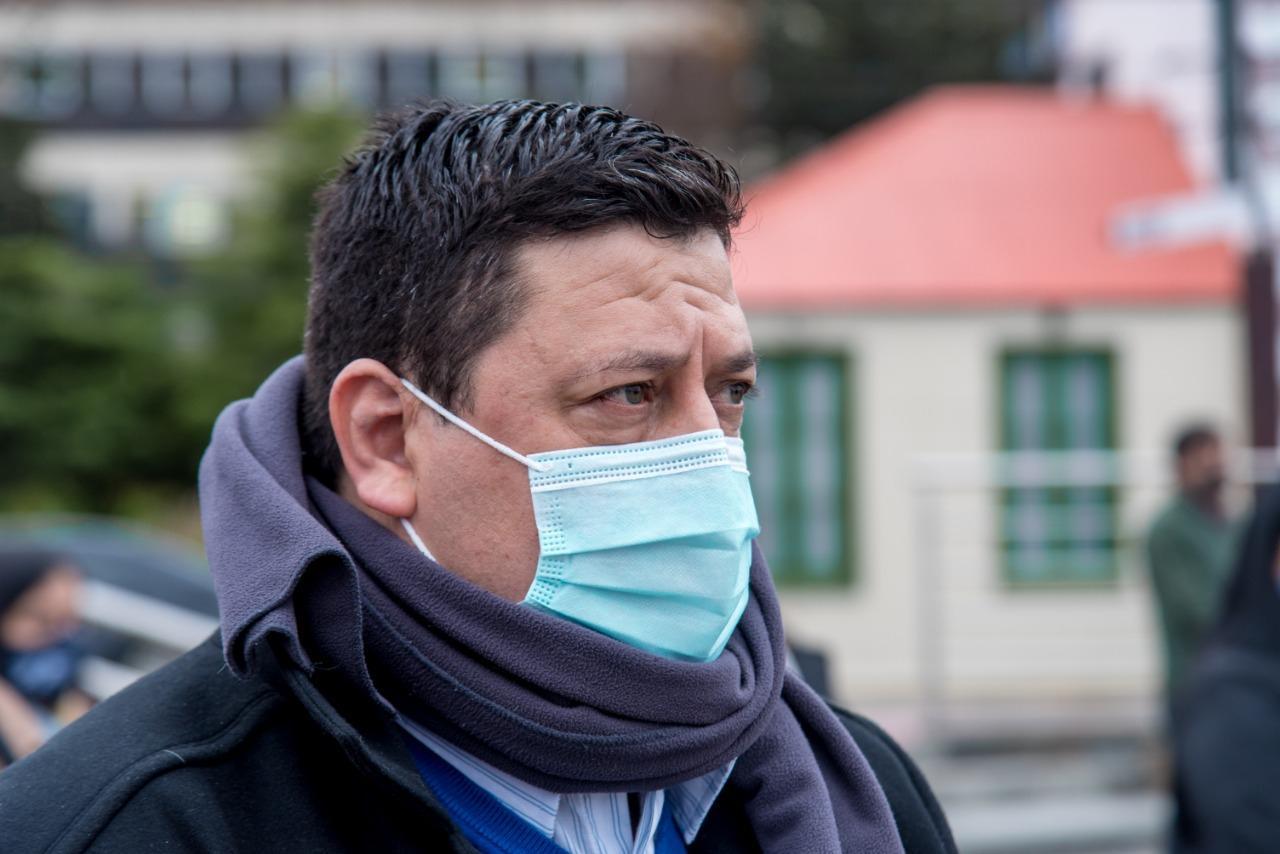 6087376f407d39fb0d823882