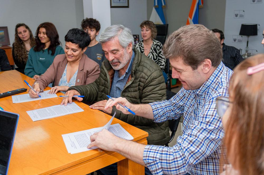 01035F73-F99E-4187-8088-BD9350EF799D