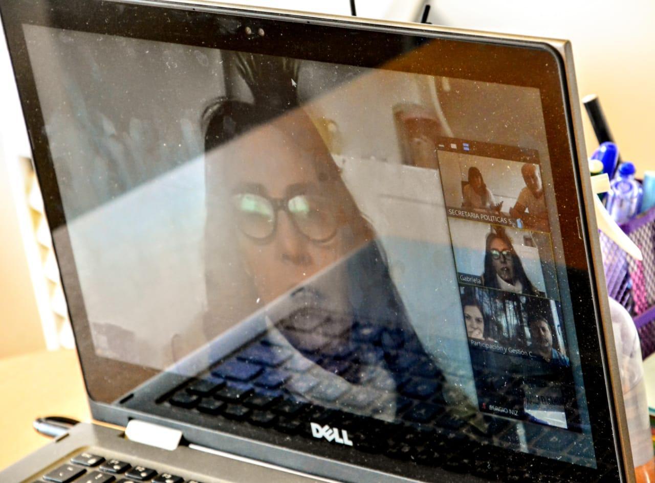 5f8cbf9b94df53cf690391c2