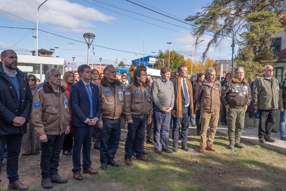 20EB4F24-E192-4871-BA1E-0028E448D297