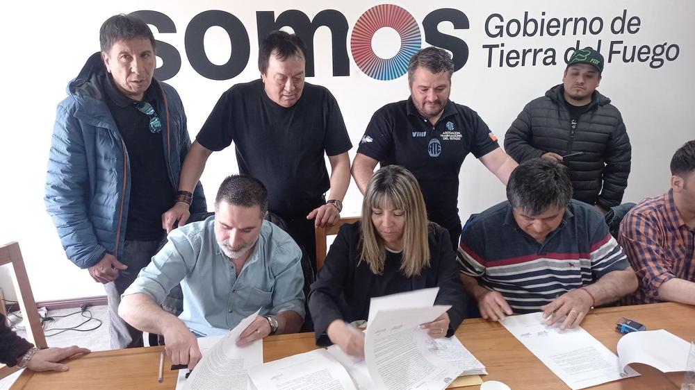 8BBE8A76-3EC4-4A18-81D6-0F40965C290A