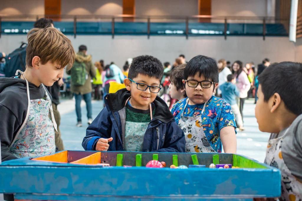 F81B12E7-33FF-446F-8BE4-EF09E9C56CD9