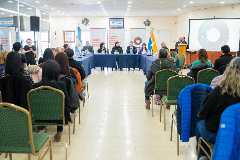 eb299fd7-9c89-4ff1-8798-c1de222624f6