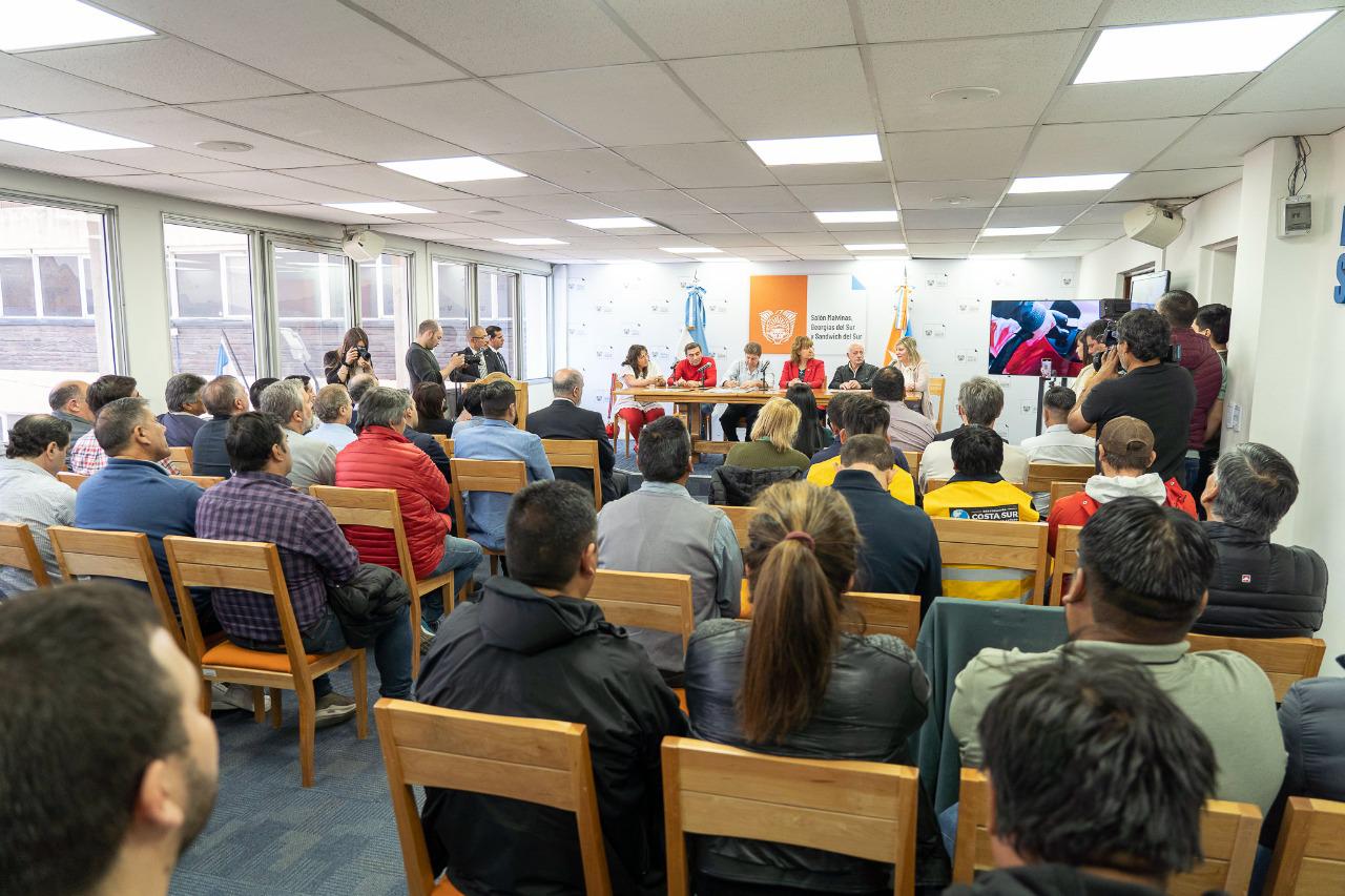 368D9B6E-E54C-497D-92CC-4971A87CDF9B