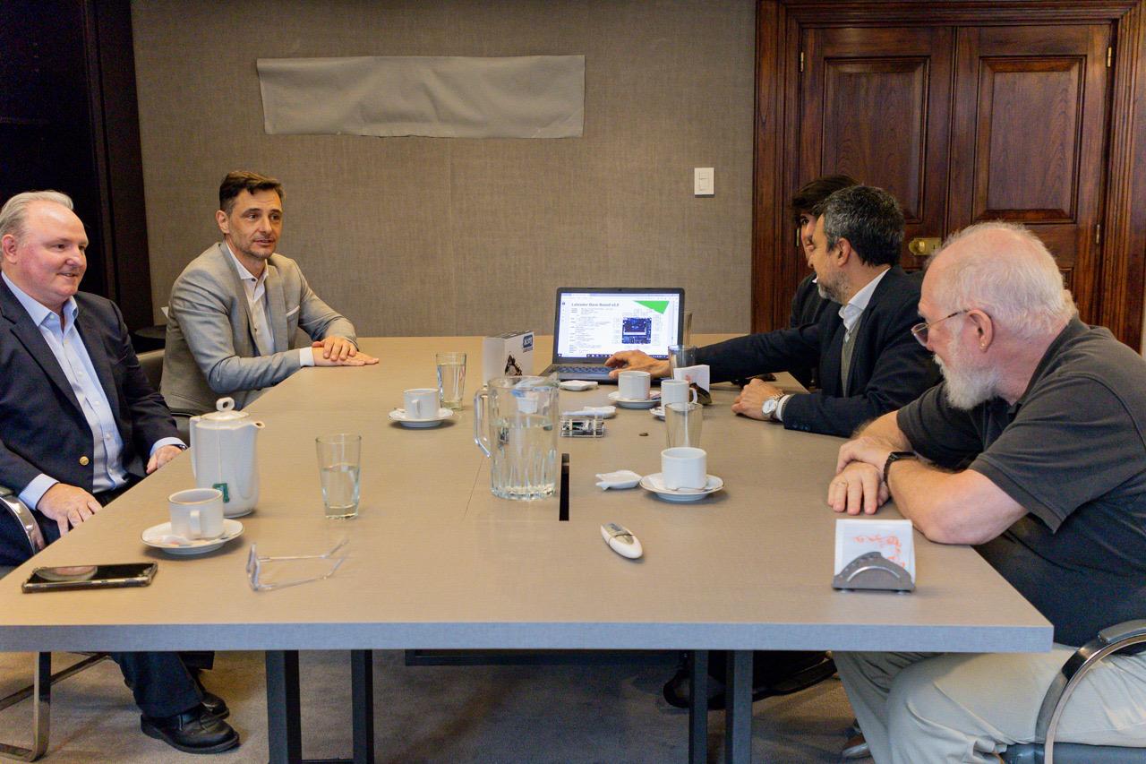 1b185bcb-0218-42f1-9f37-1d994f6ab2a4