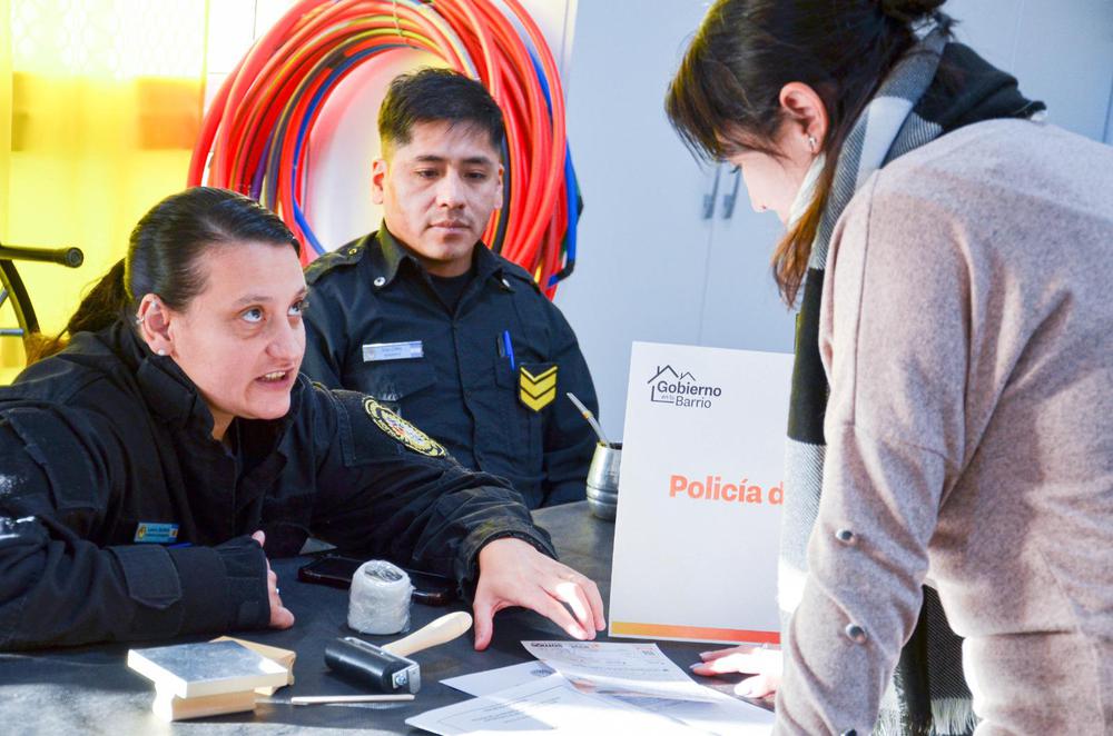 09567E27-72AC-4596-AFA5-D098E46EB56B