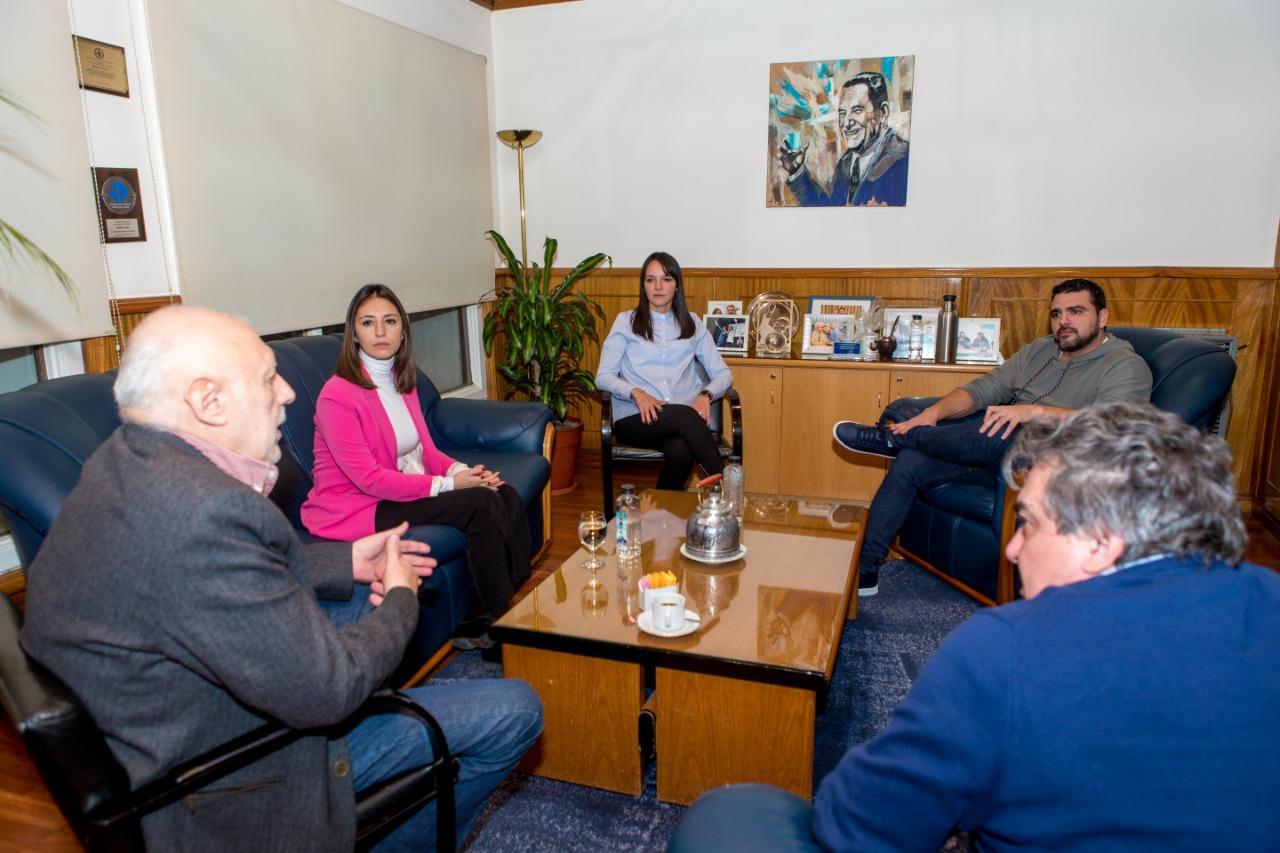 5f00e8f55c997e1566a52c26