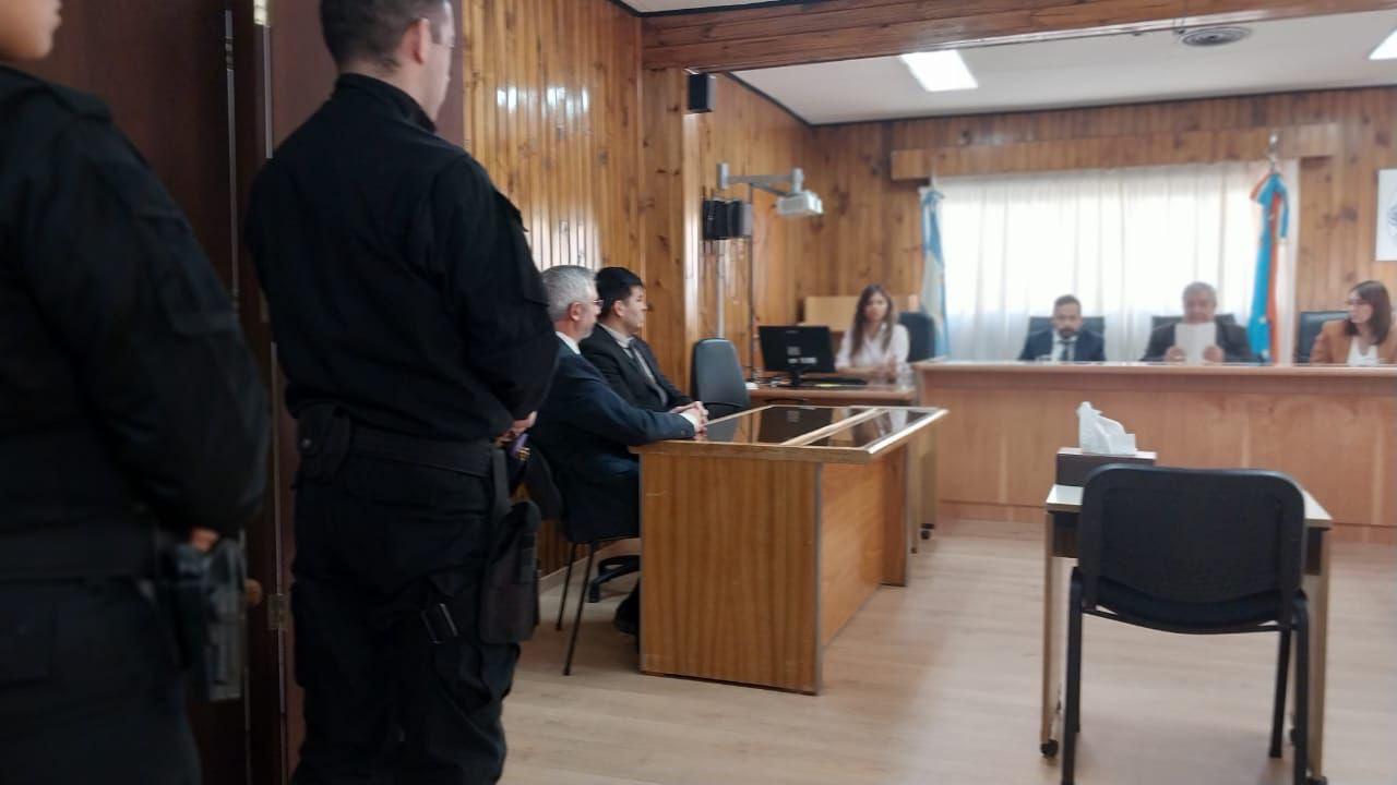 4DDE888E-EE00-44D1-993E-C784DC06D0F7