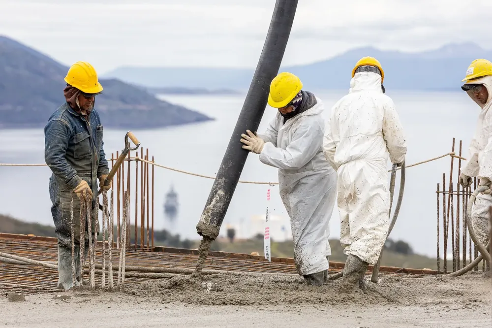 4ae875ce-acea-4613-9b64-c338f63fbf4a