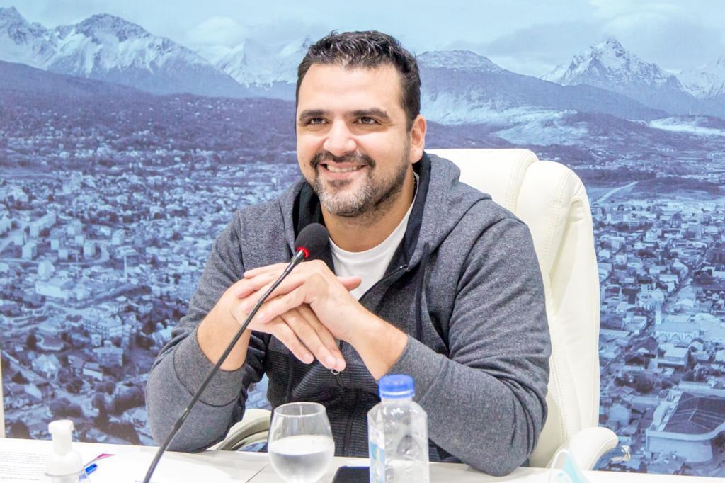 60946e380b7b2d6a781955a7