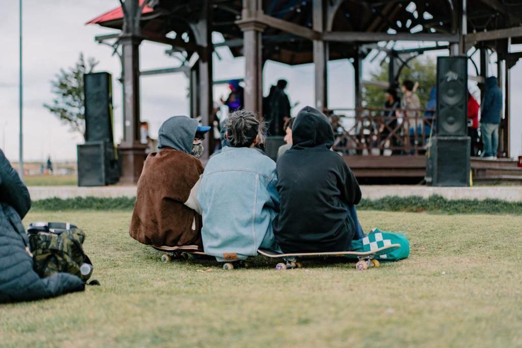 8CDEADEB-2703-4F28-8E42-249FCF4F7098