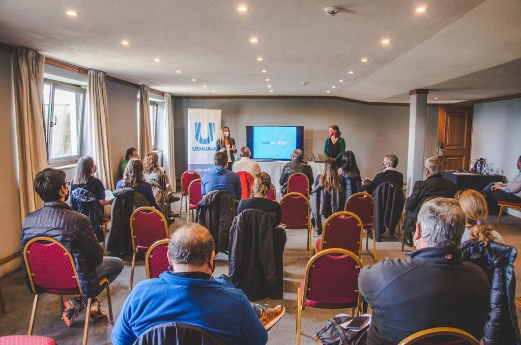 IMG_20211014_203217_203