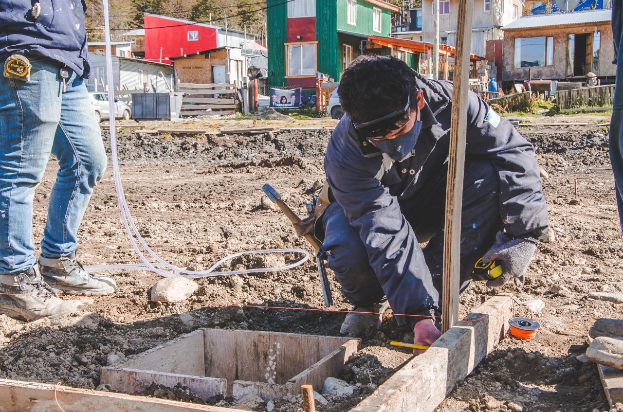 604935e0eab666f97e6d3af0