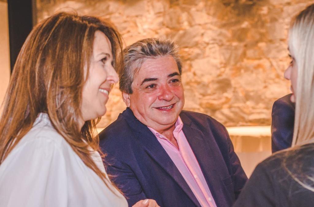 2F01D218-FDB9-4462-9BB9-FCF1E8D0C7CF