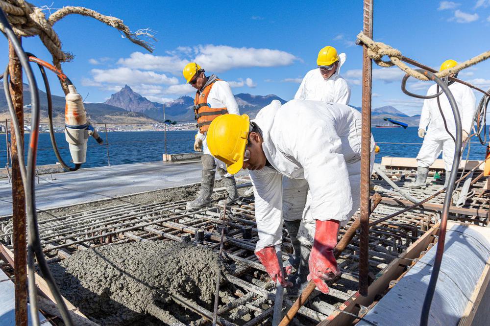 05164376-B175-4ED8-81F5-052CA1F55EB7