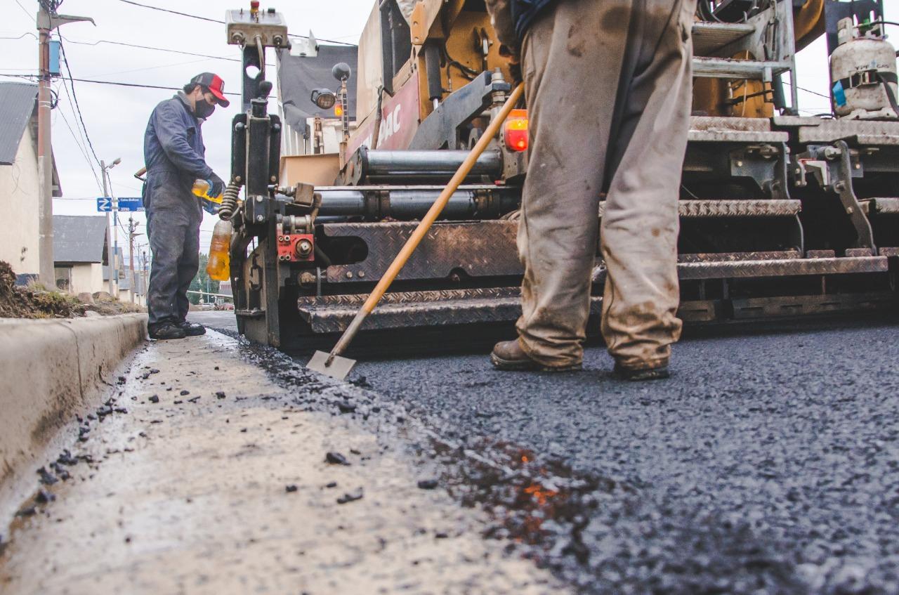 606e24d476d857741a16c013