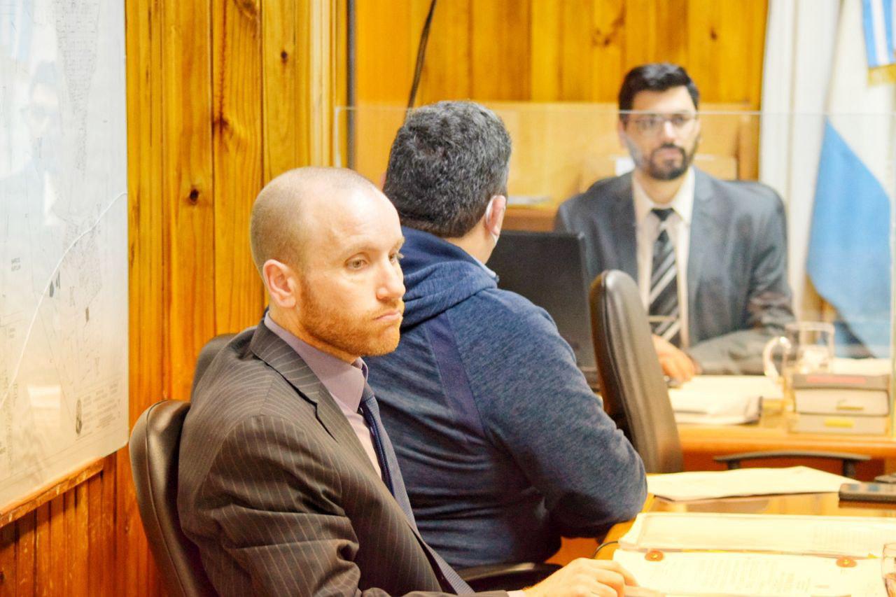 photo_5140923365249362376_y