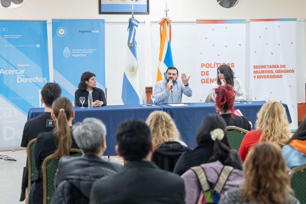 d02c02b3-ae7f-44e3-abc5-5a907e950259