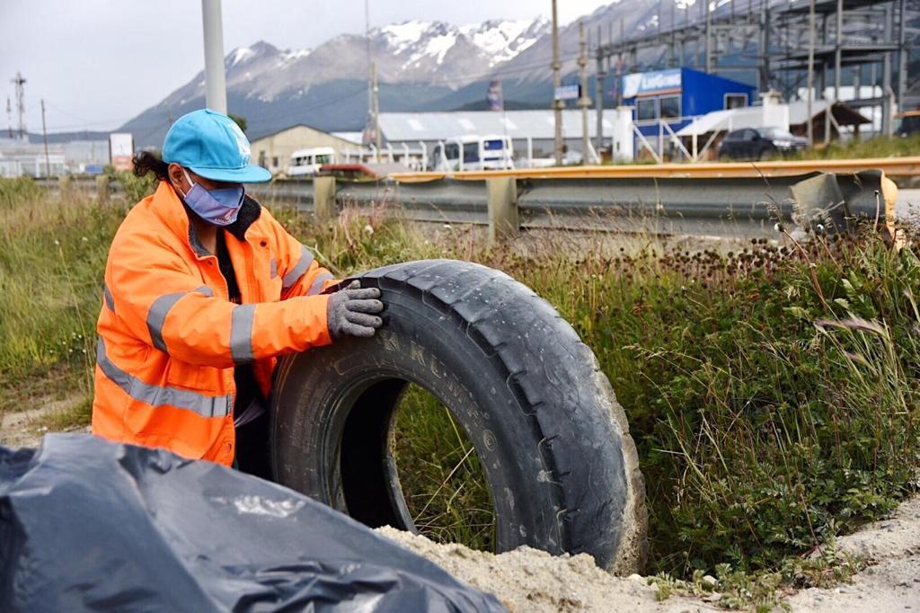 5fe0ff6ddf99456e48b70ae5