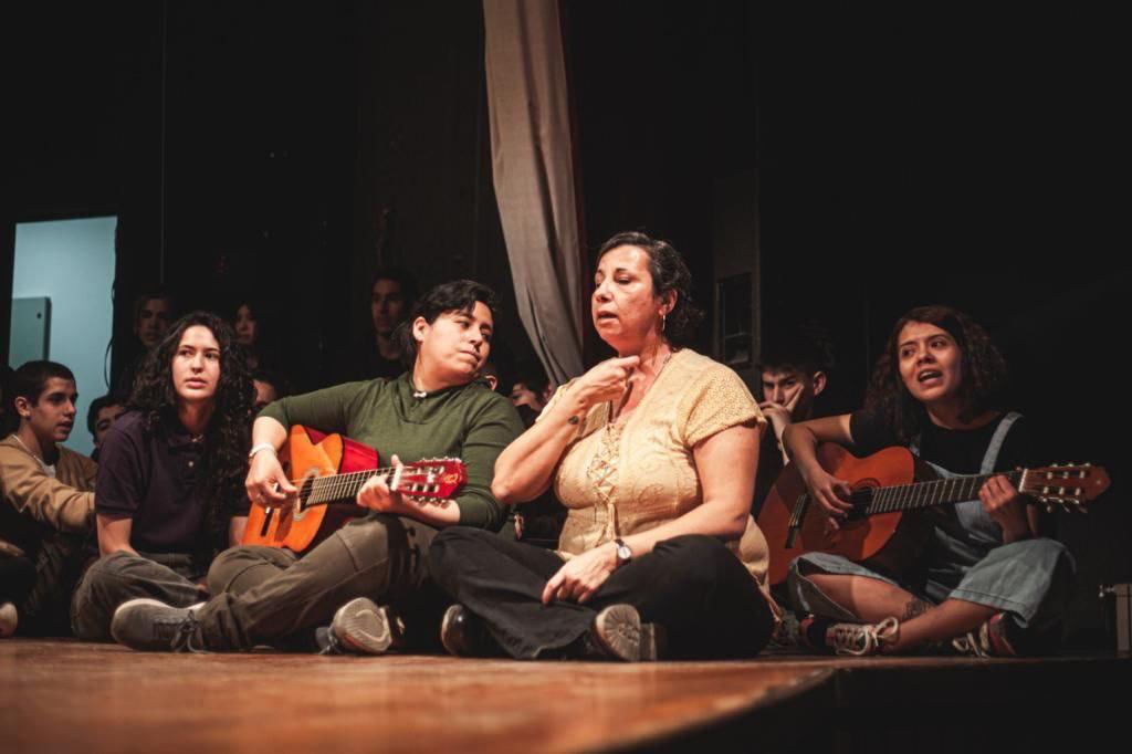 B9D8B0E3-6504-4332-B371-DF8C2ACC6F16