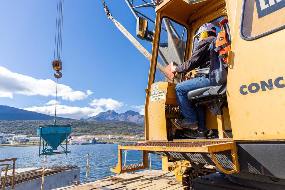 F0AF3CF0-F8B5-45F9-86E5-79F0102CE3B5