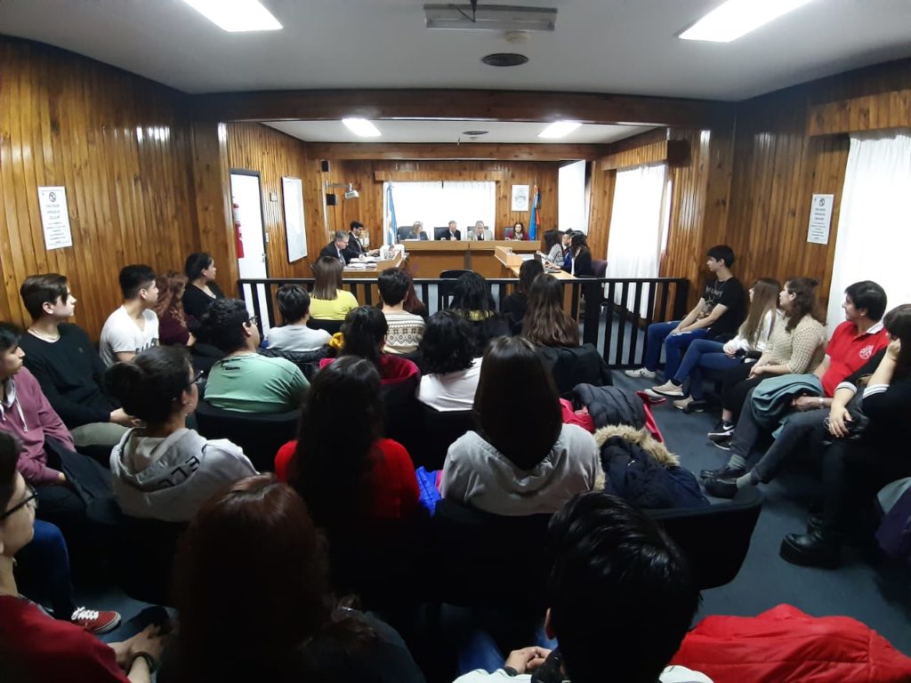 Acercándonos-a-la-Comunidad-3-1024x768