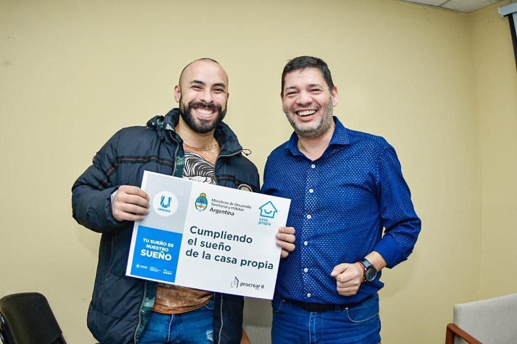 2BE368F7-FC0C-41C0-BFDF-A3FB35FB48BD