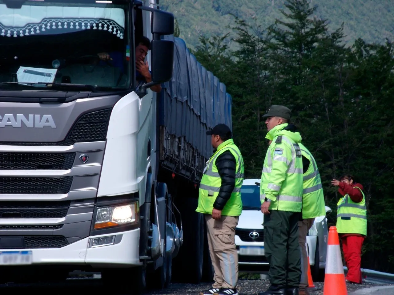 d6cf205b-f403-49c0-9915-a0989b343587