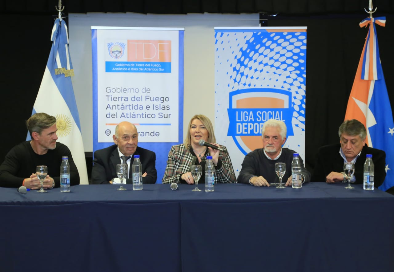 DIPLOMATURA EN DEPORTE (2)