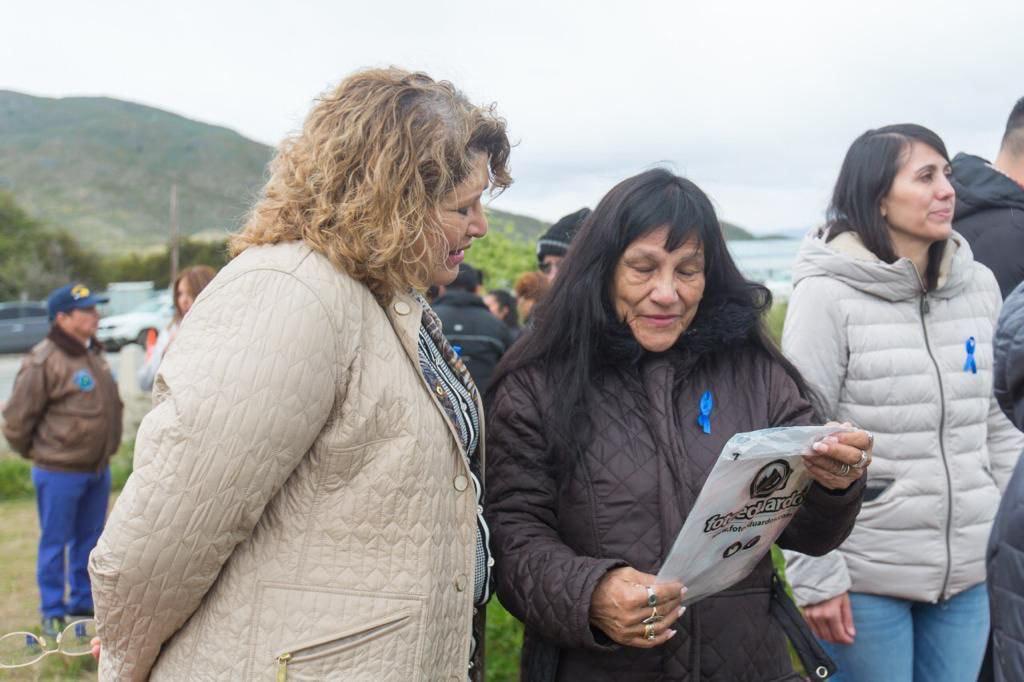 062D3C63-1A00-45F4-B879-52780550BF68