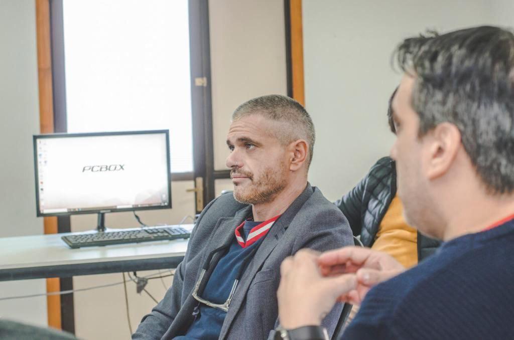 94485F33-2C93-442F-A609-EC3CA0D641CE