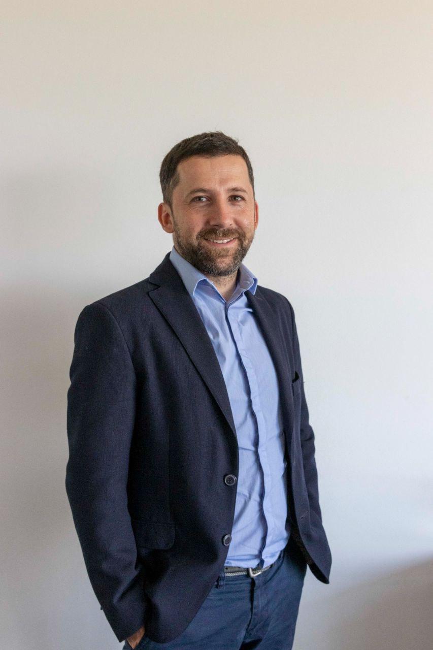 08176627-3999-403F-92A4-2B059D00C4F7