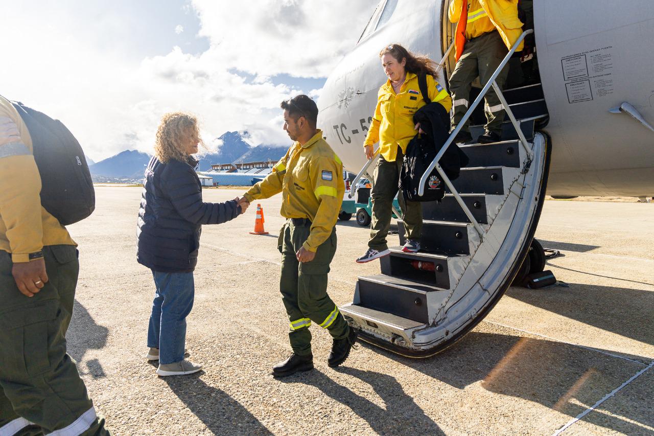 4D2E8F80-65B1-4280-9699-C616CE91E31C