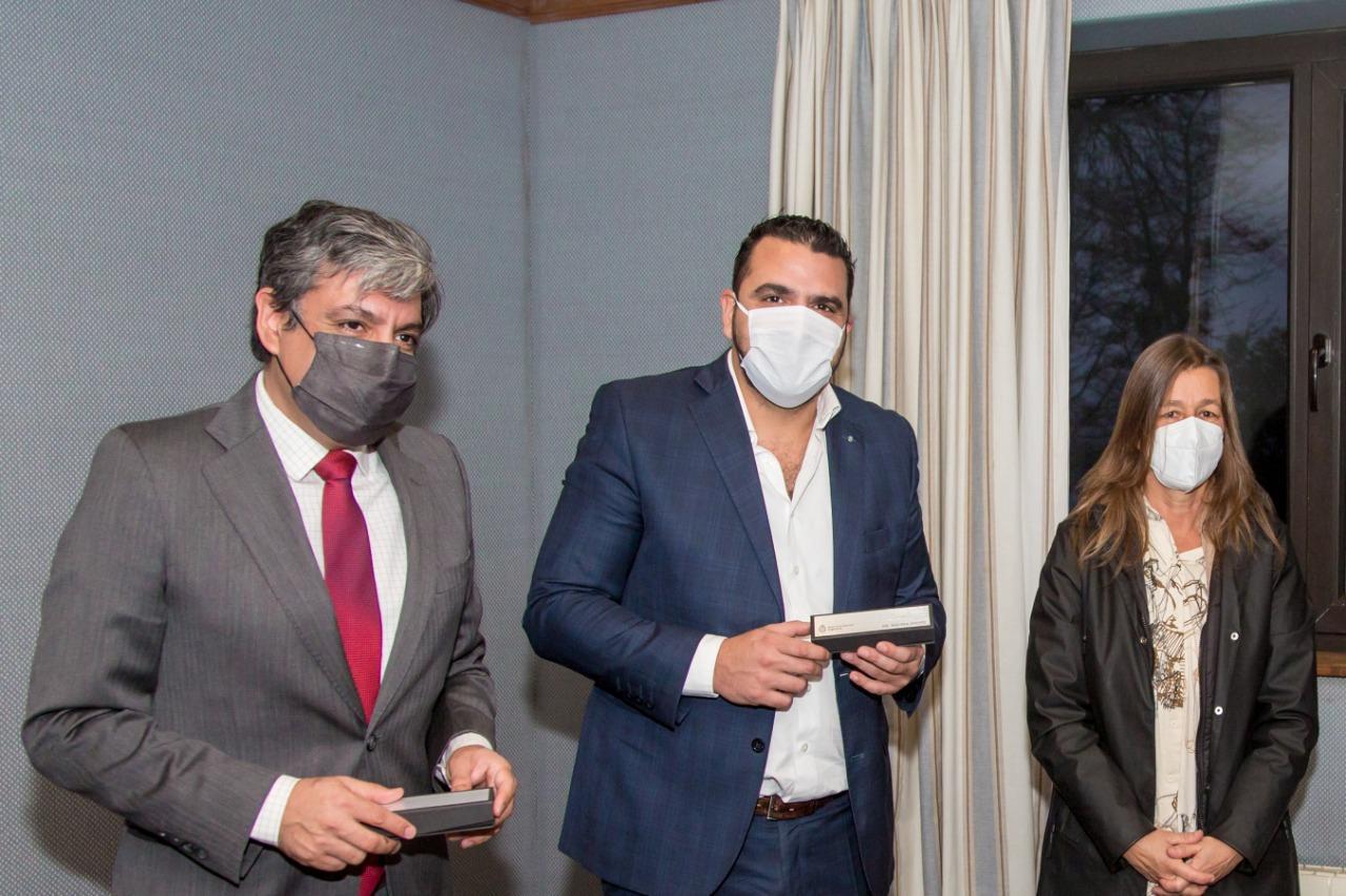 60a2f3f7ba80ba326c230925