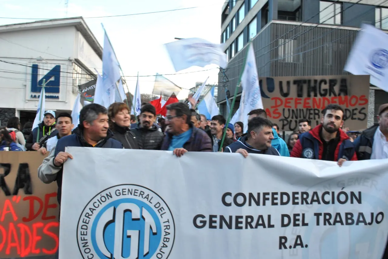 00db078e-969a-4274-a0cb-034e3c2c0389