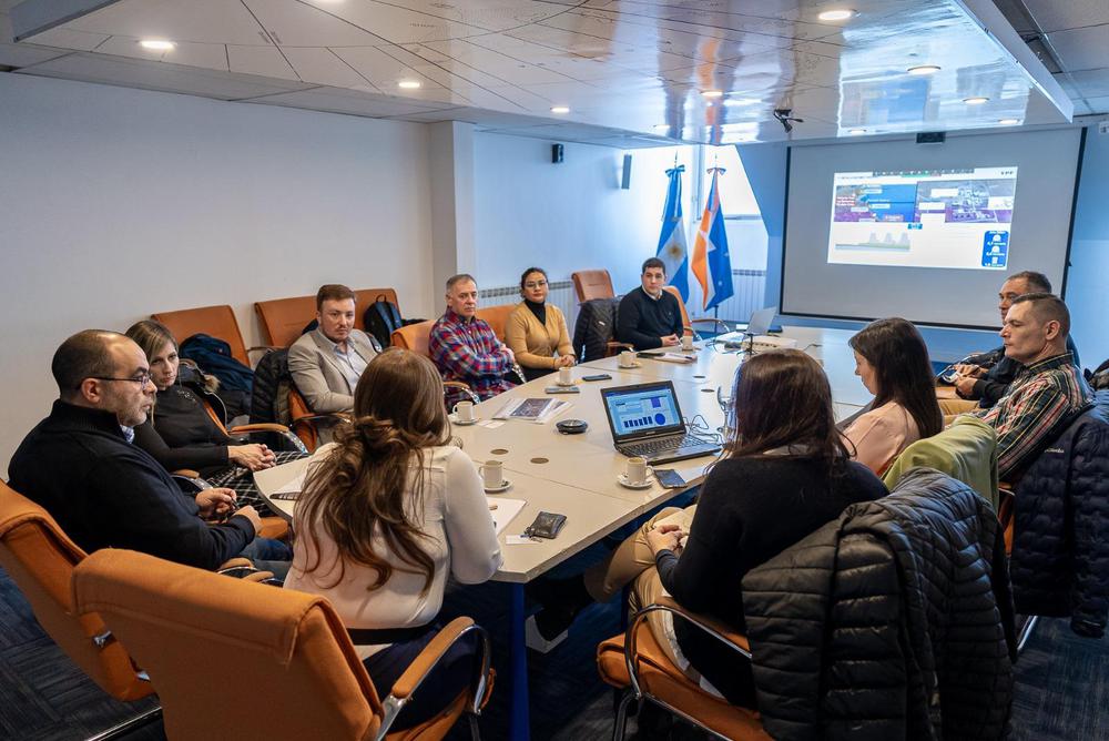 c2420a13-d4c3-4e09-9a2f-b64b0394a0e5